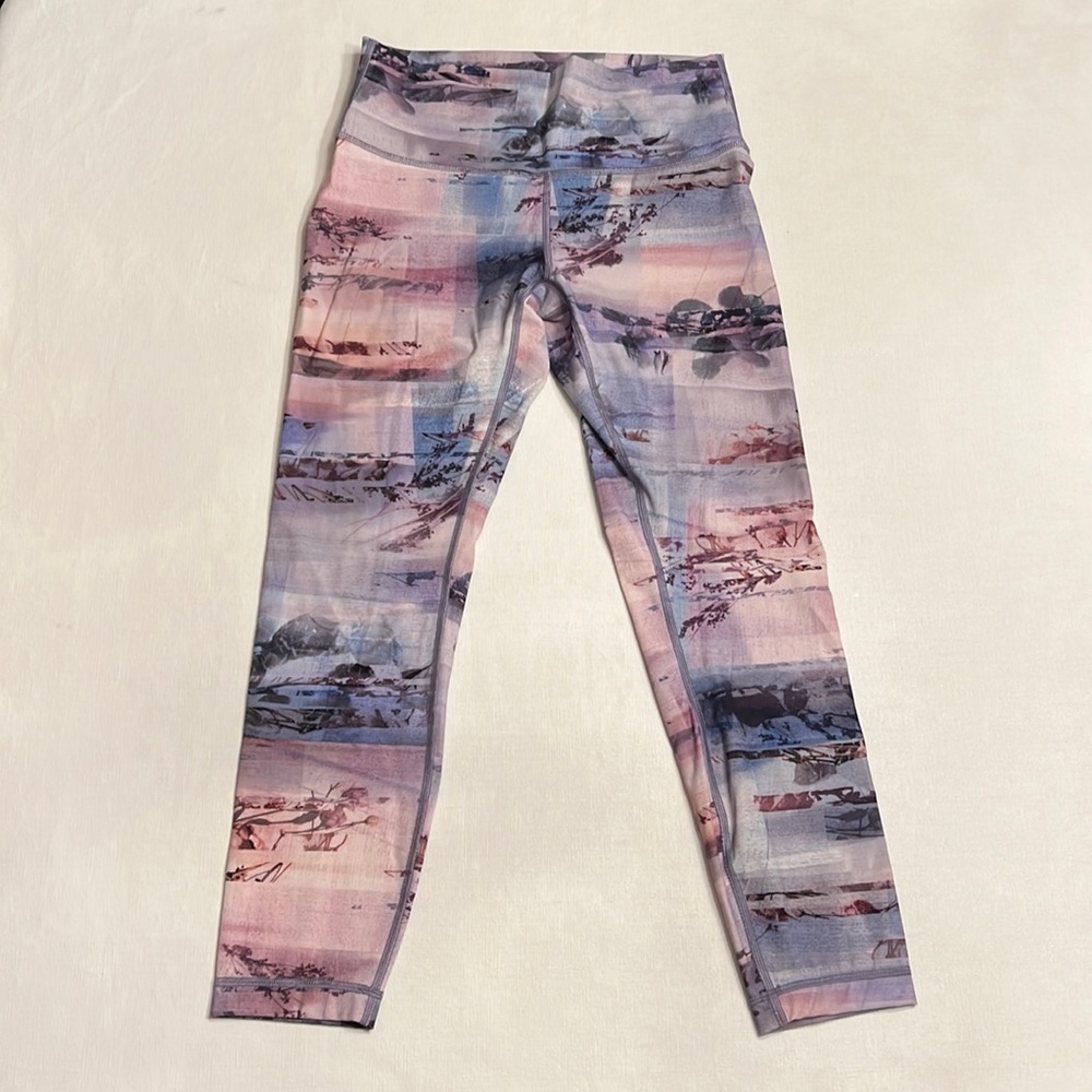 34. Lululemon Wunder Under HR Crop 23” Sunrise Silhouette Multi - Picture 2 of 5